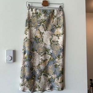 Babaton / Aritzia Midi Slip Skirt - Patterned (Floral Print) Size 8